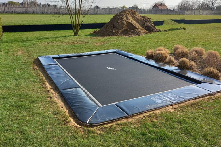 Att gräva ner en studsmatta 3 how to dig down a trampoline