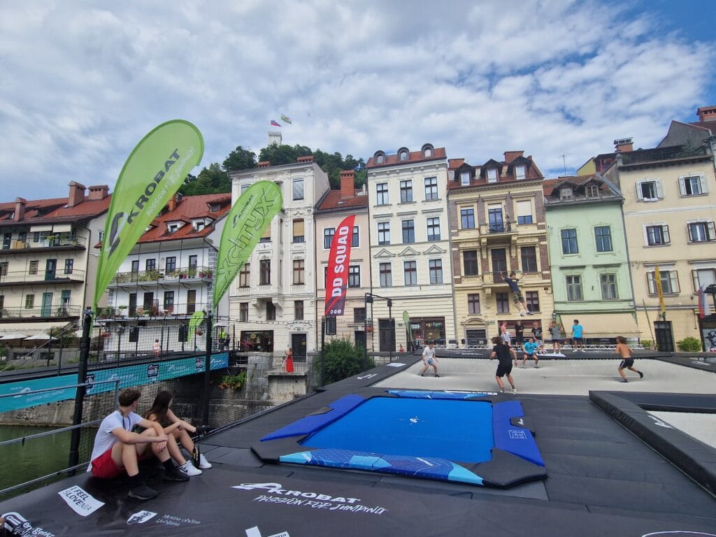 XCITYX Flat (1) Akrobat XCITYX Trampoline GT event
